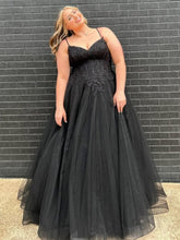 Plus Size Black Prom Dresses A Line V Neck Lace Evening Dress